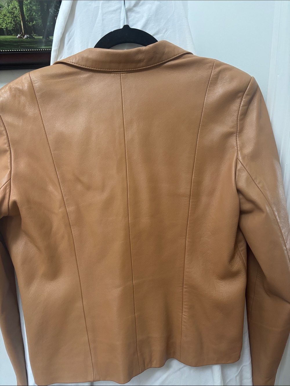 Beautiful leather jacket, medium - Picture 3 of 3